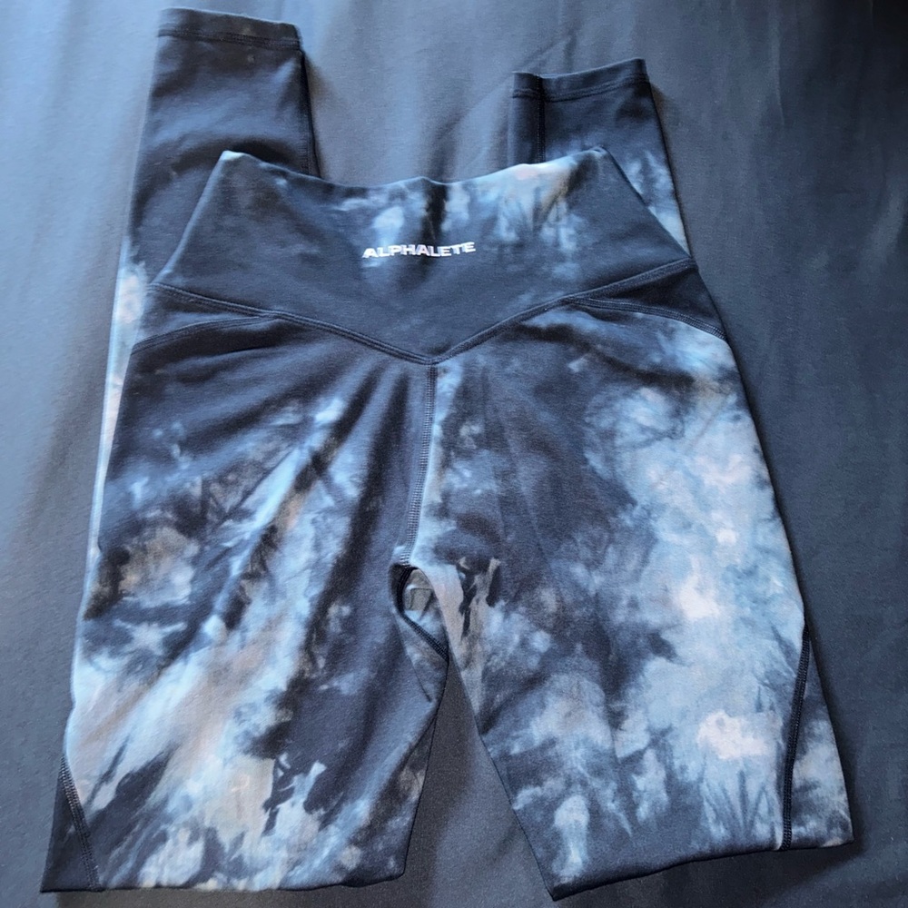 Alphalete Oil Stain Leggings